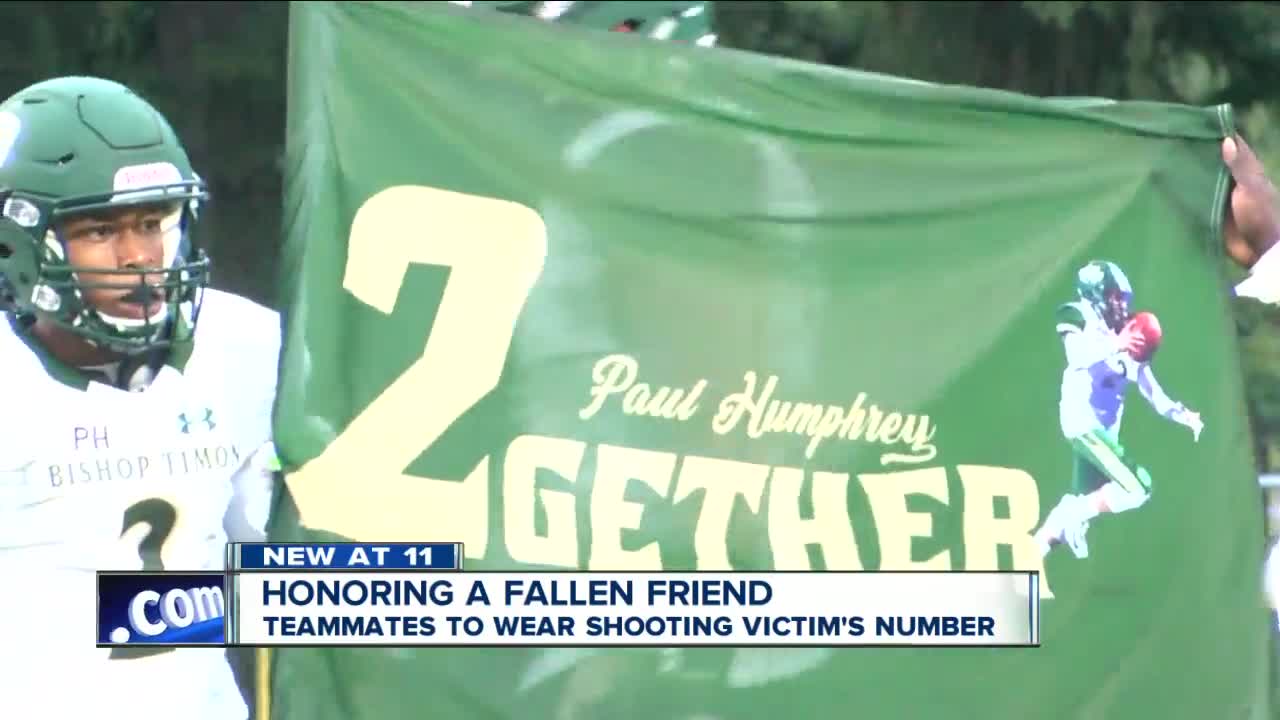 Teammates honor friend during football games