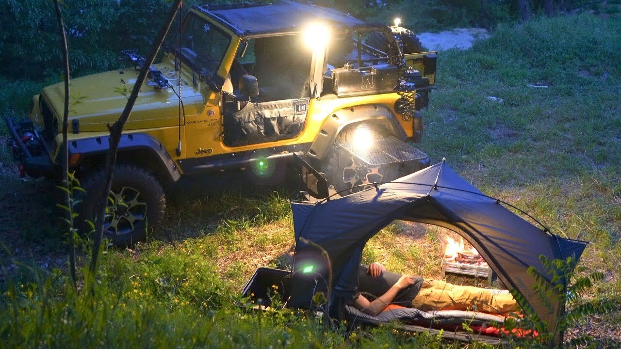 Relaxing Camping In The Haunted House | Jeep Wrangler TJ Overland MODS