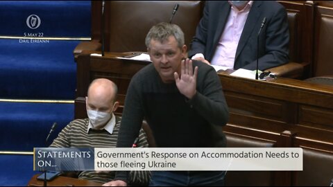 Irish politician calls for the state seizure of property to house Ukrainian refugees