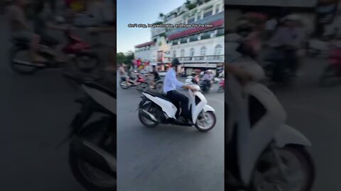 Vietnam has the worlds craziest street crossings 🚶‍♂️