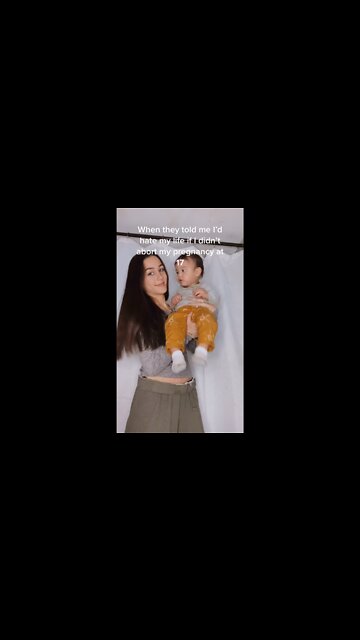 "I'm living my best life 😘"