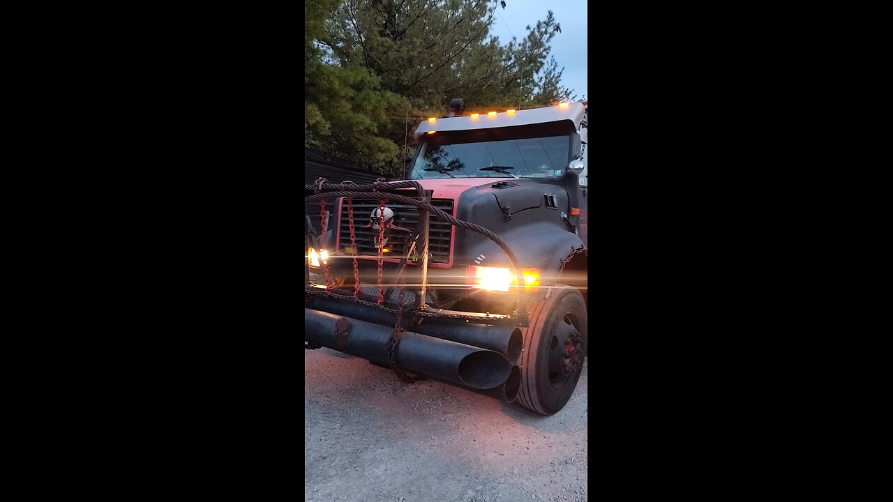 2007 GMC Isuzu box truck