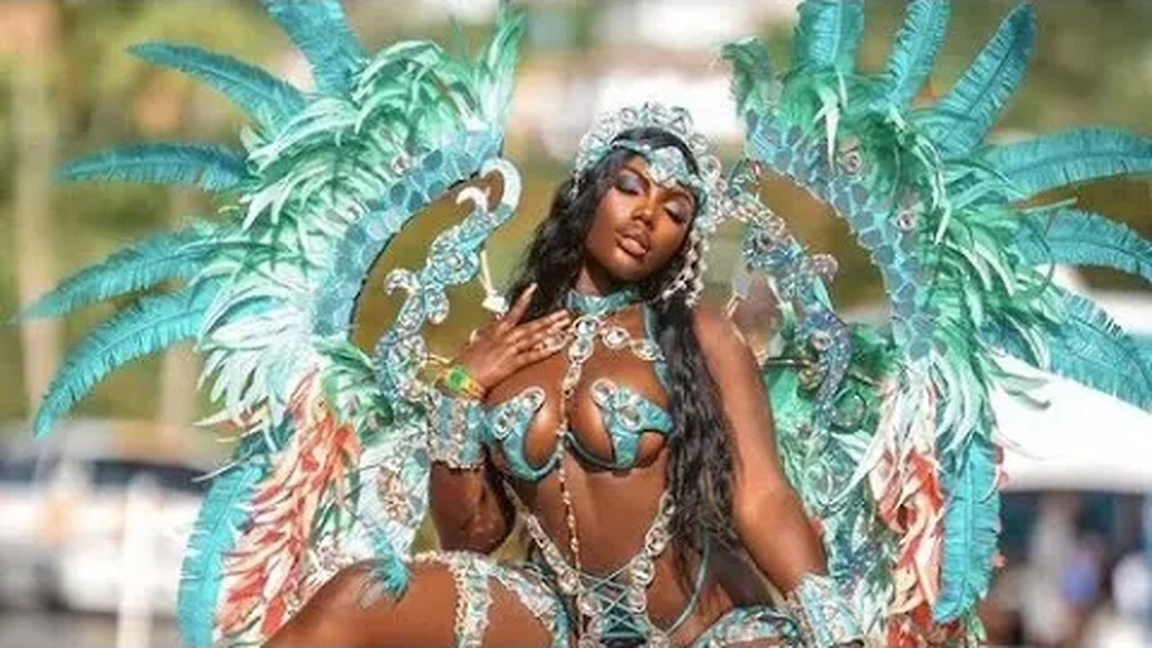 Guilene Chapute Abeille 🐝 Flore De Lille Veuve Joyeuse_Nou pourrions parler femme ont servi l’Église