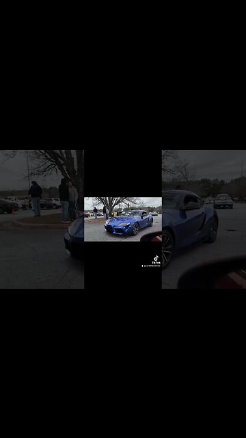 MY FIRST TIME SEEING A BLUE SUPRA 💙 😳 #shorts #vblog #atlanta #100k