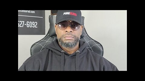 KC live Let's Kick It For A Sec