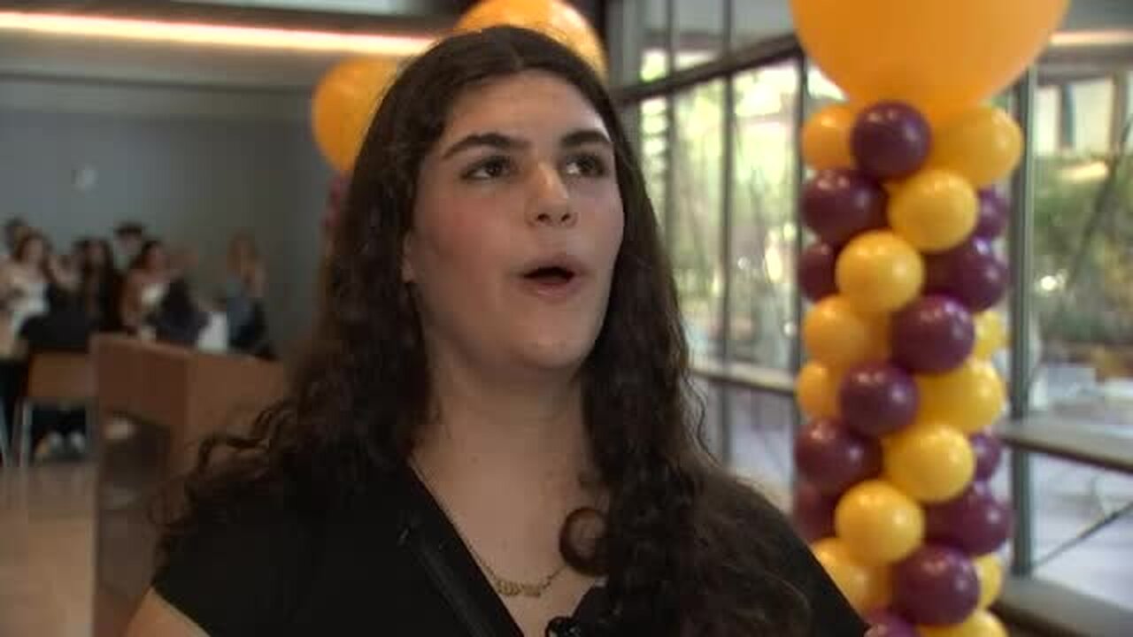 16YO HAS COLLEGE DEGREE BEFORE DRIVERS LICENSE