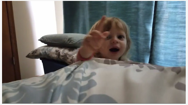 Super cute toddler wakes up dad with "Good Morning Sunshine"