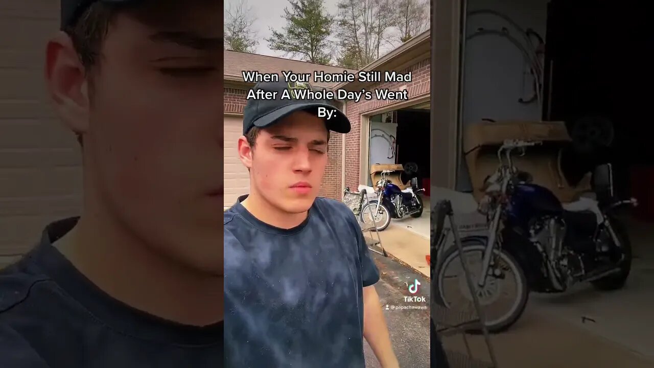 He gotta be 😠#like #funny #viral #subscribe #comedy #goneviral #screen #viralposts