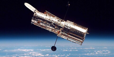 Hubble’s Servicing Mission 4