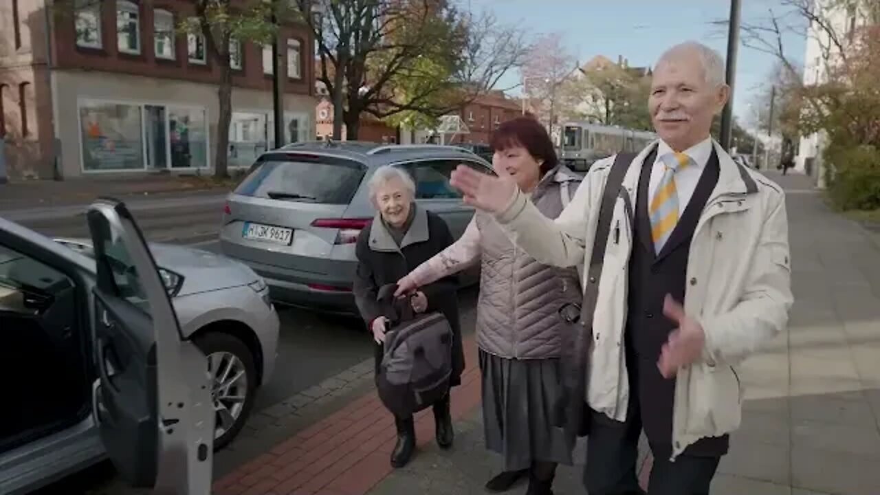 Elder and Sister Holland meet with Ukrainian refugees in Germany