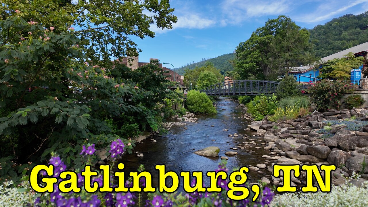 I’m visiting America's hometowns - Gatlinburg, Tennessee