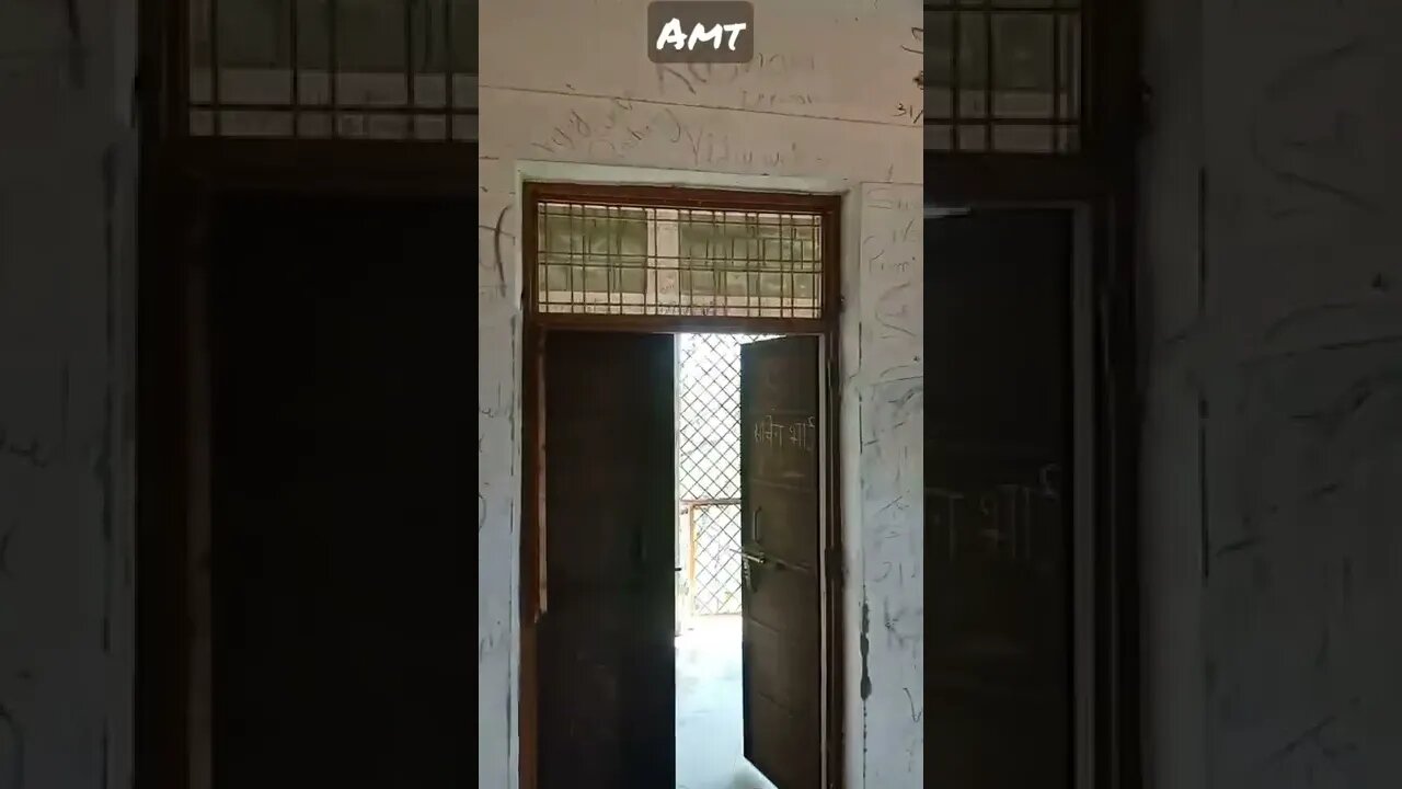 Main Nahin Badal Aawara Shahrukh Khan amt Safari status WhatsApp status