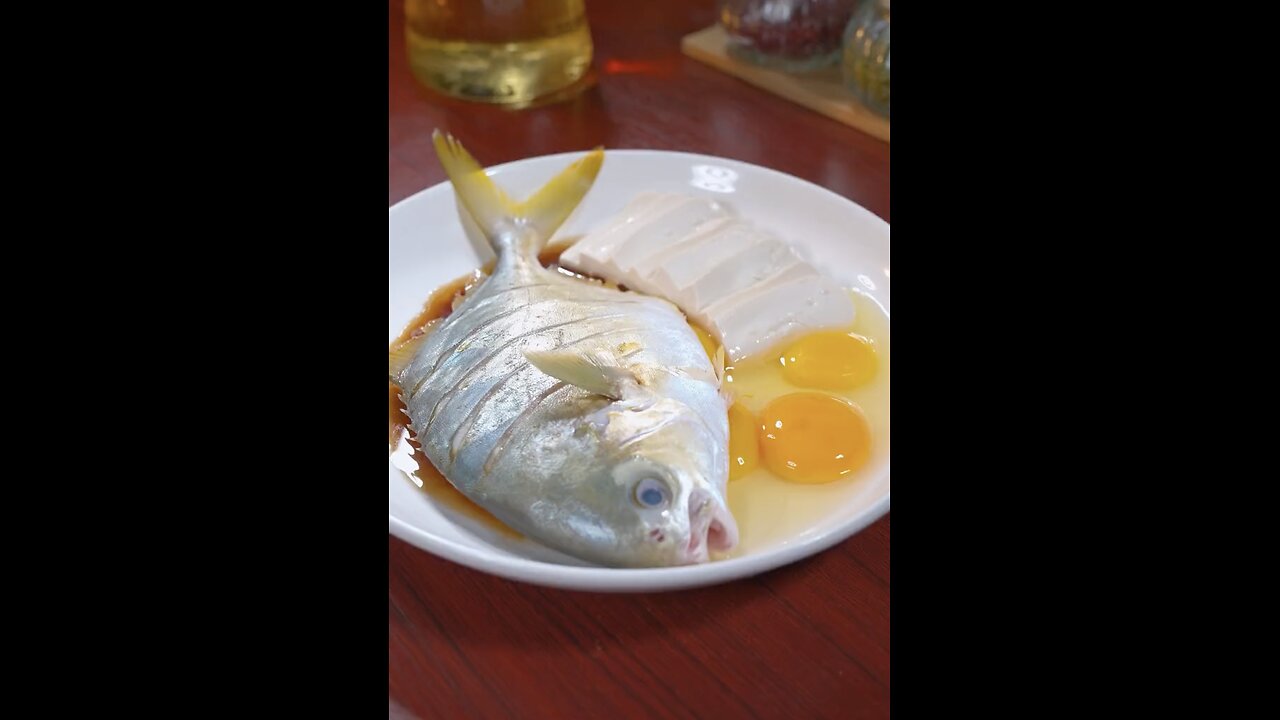 Pomfret, The sauce is rich in flavor, Simple, delicious and easy to prepare.