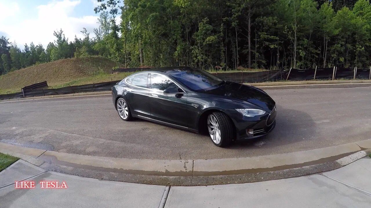 Model S Road Trip 1 of 2: Comparing X vs S