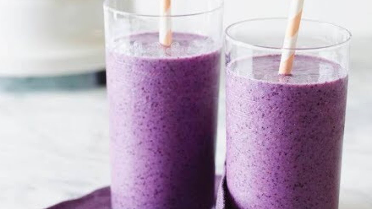 How To Make A Blueberry Smoothie - HowToRecipe