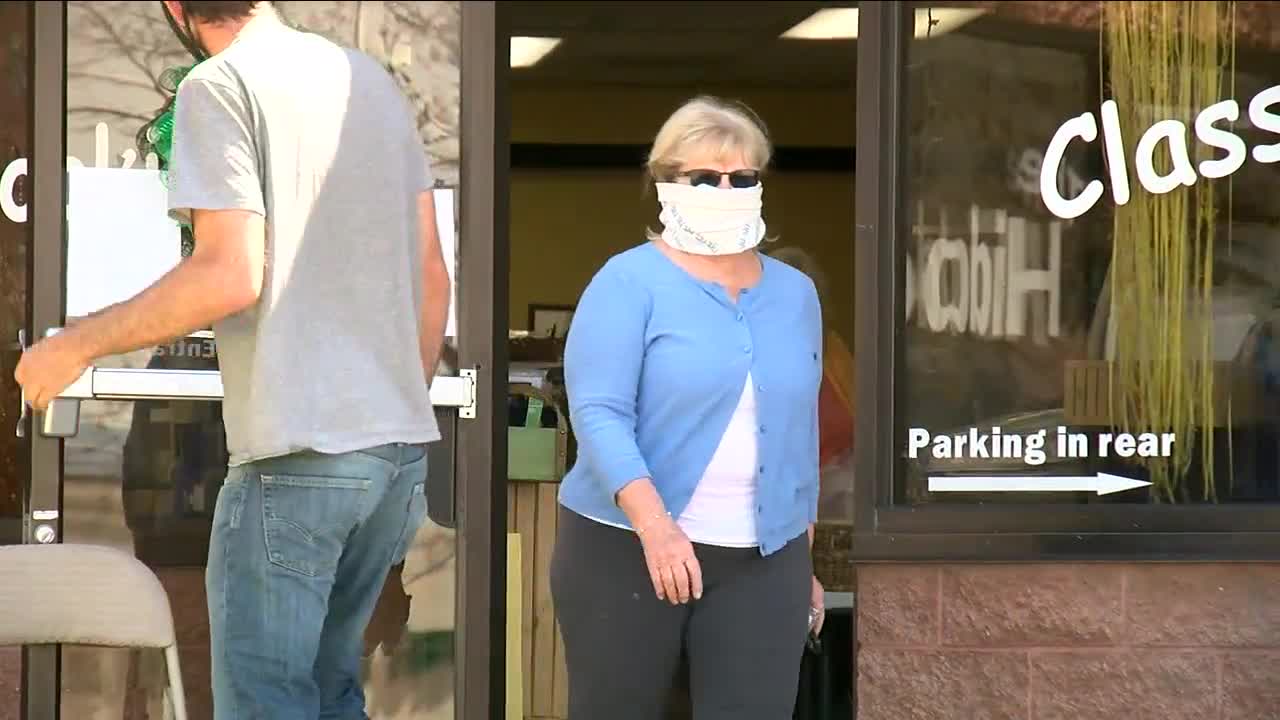 Longmont arts and crafts store makes thousands of masks