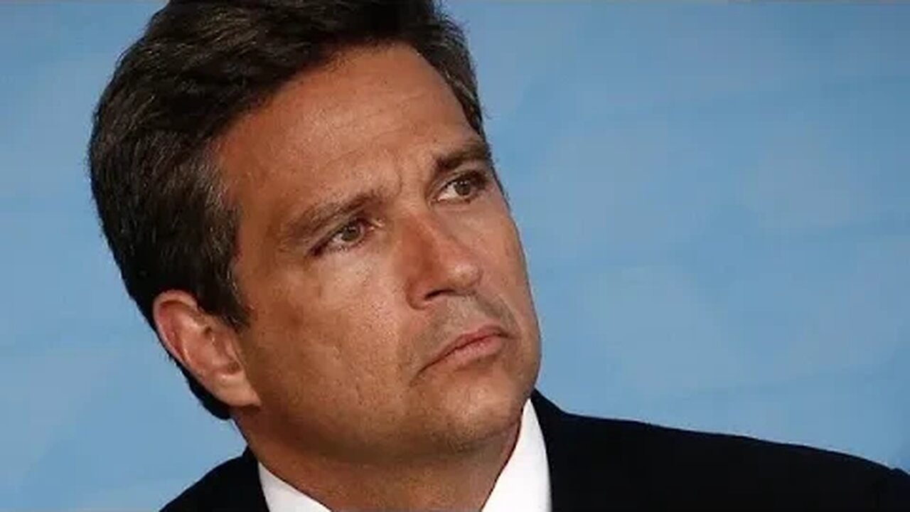 URGENTE! O BANCO CENTRAL NÃO É O 4º PODER, DIZ O PROFESSOR VILLA