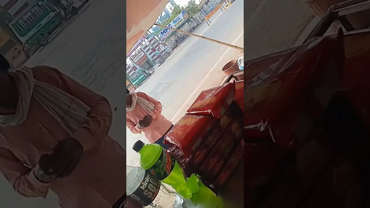 road per a rahe hain mukhymantri