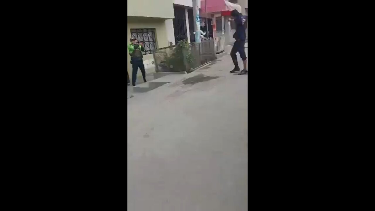 Don’t play with Peruvian cops