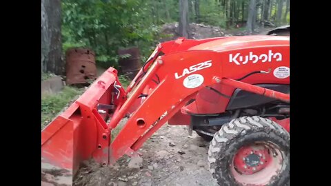 Kubota L3901 - 1000 lb ballast