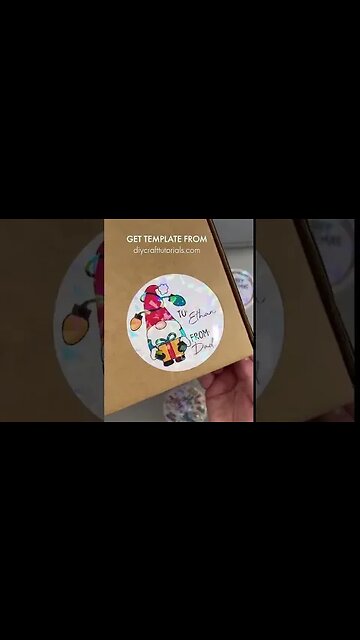 DIY CHRISTMAS STICKERS WITH CRICUT #shorts