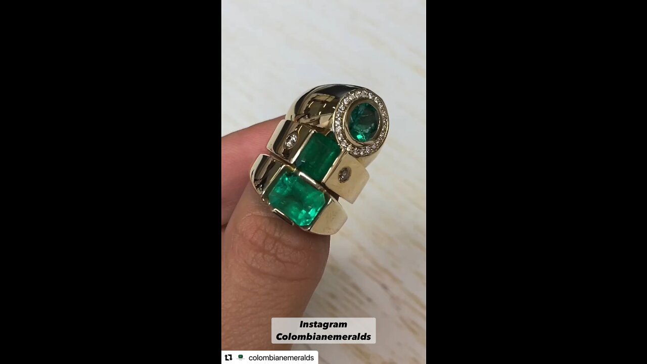 Trendy top favorites for men and women Colombian emerald gold fine rings 14K and 18K