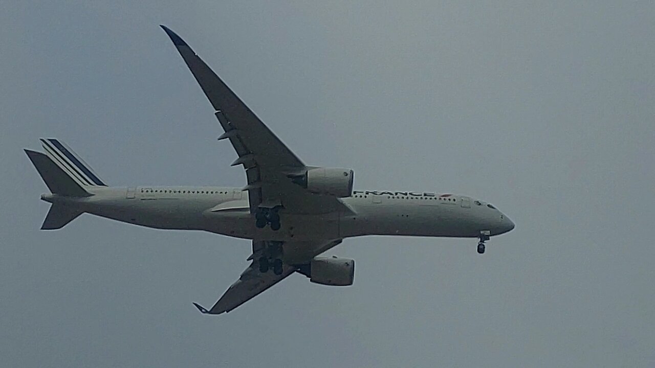 Airbus A350 F-HTYL en provenance de Paris à Fortaleza 🇨🇵🇧🇷