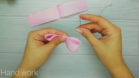 Amazing magic and easy ribbon bows/LAÇOS DE fita/DIY Handiwork