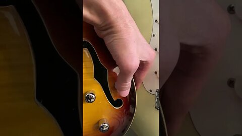 IYV IPF-300-TSB guitar overview - cheap PRS copy semi-hollow guitar