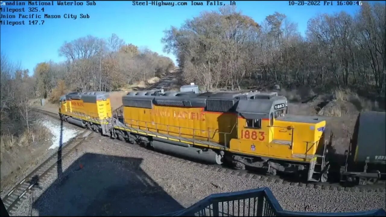 2 SD40N's lead NB and SB to WB Manifest in Iowa Falls and Carroll, IA on October 28 and 29, 2022