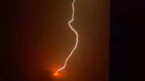 Cancun right now. I’ve never seen lightening like this Milton