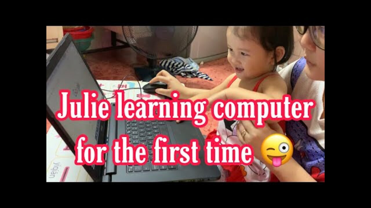 Julie learning computer for the first time 😜