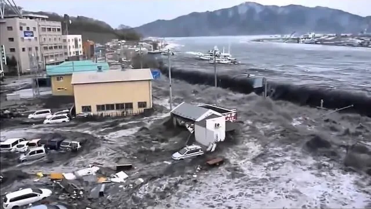 Tsunami in Japan | Japan main khartanak samundari toofan