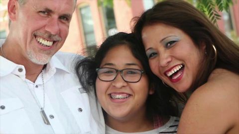 Family fights deportation of KC bar manager