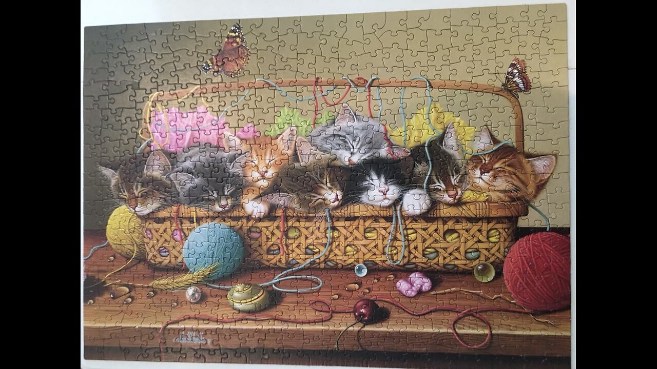 Basket Case - Cobble Hill Jigsaw Puzzle (500 pieces)