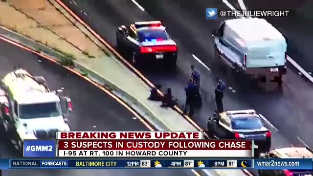 3 Baltimore robbery suspects crash during police chase in Howard Co.