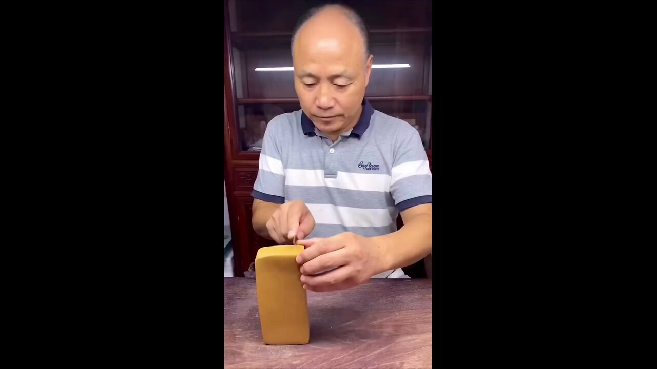 he make a small kettle