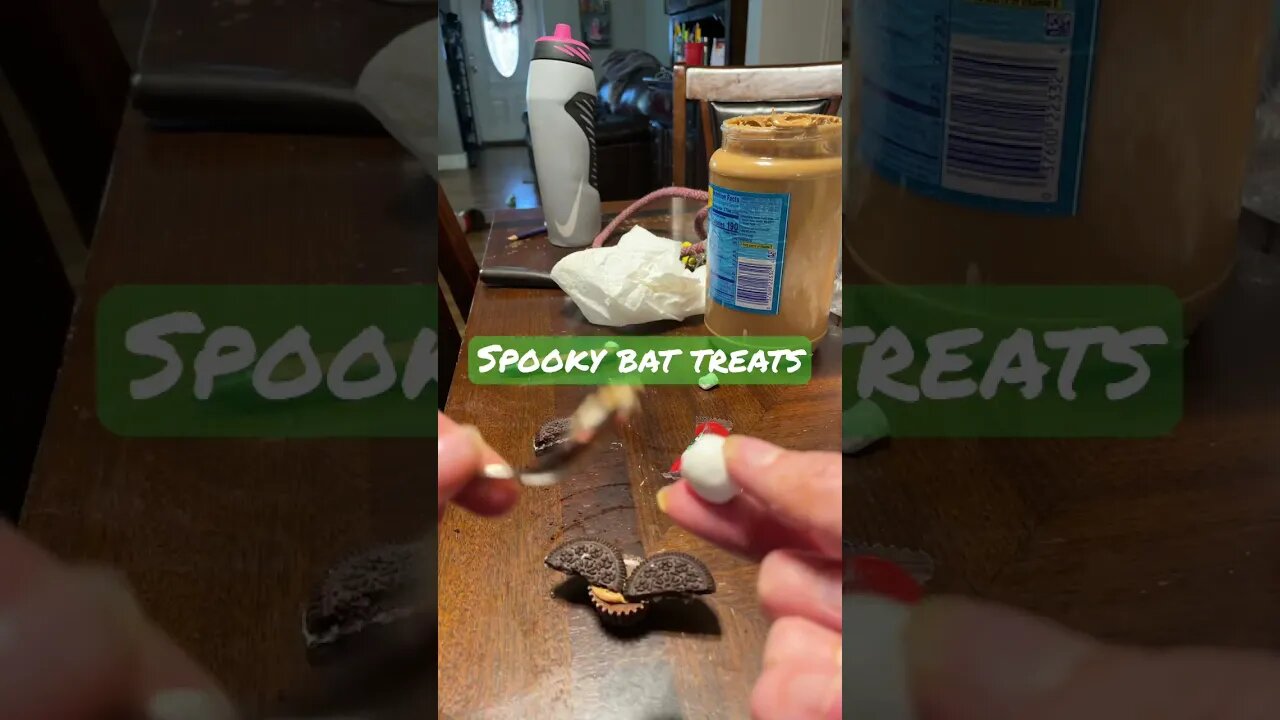 Halloween bats 🦇 😌 treats