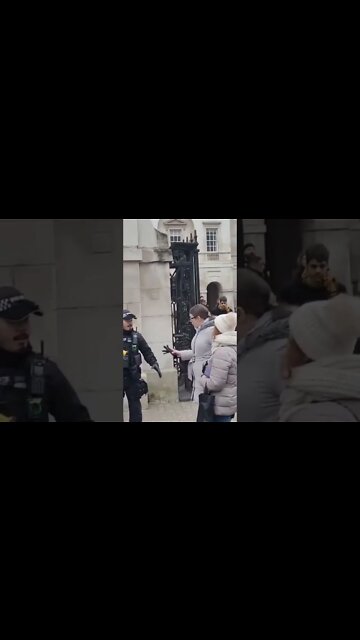 Move away from the horse it's OK we have horse's at home #horseguardsparade