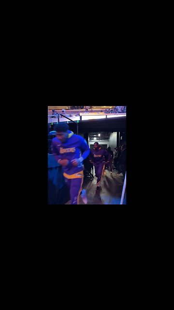 NBA-live@Los Angeles Lakers - #LakeShow takes the floor #shorts