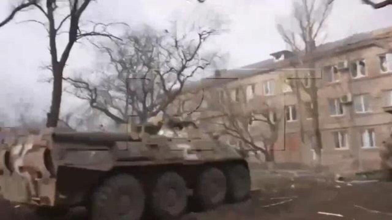 Ukraine | Taking of Azov Battalion Base in Mariupol