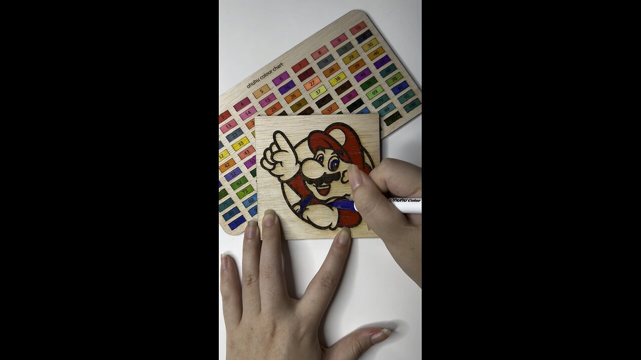 Satisfying Mario being painted with Markers