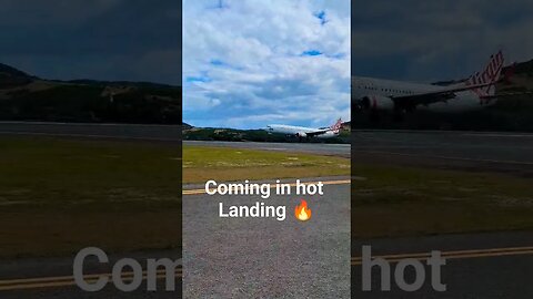 landing #shorts #short #subscribe #sub #youtube #youtuber #youtubeshorts #plane #flying #fly #wow