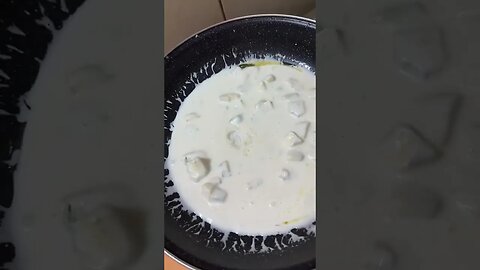 ASTAZI GATESC CU MAMA #oguritamica #mancare #mancaciosul #food #romania @VIO