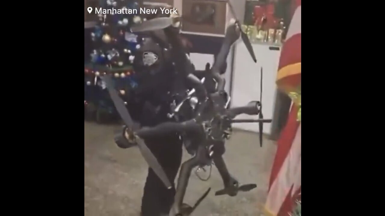 NEW YORK POLICE FOUND GIANT DRONE ABANDONED IN BROOKLYN👮‍♂️👾🚓💫