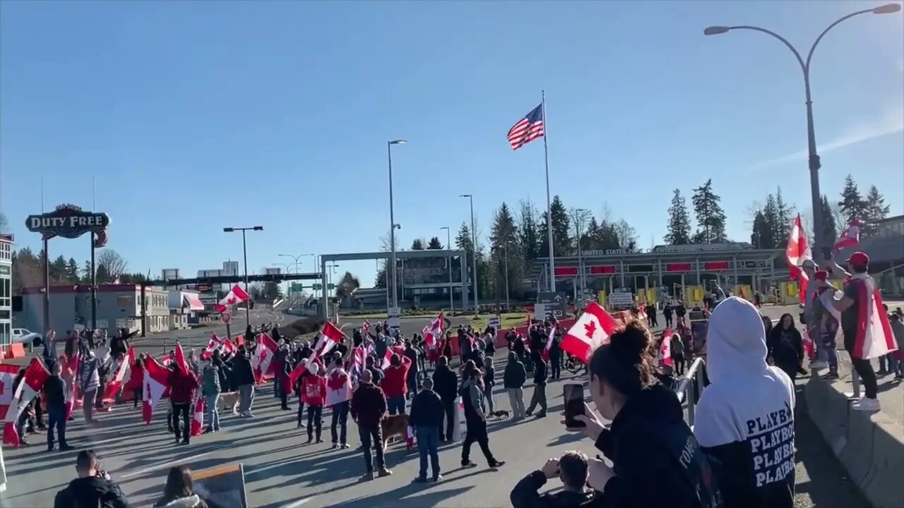 CANADIAN BLOCKADE IN SURREY BC **SINGING NATIONAL ANTHEM***