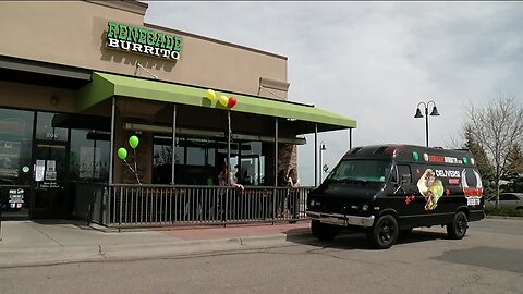 Westminster restaurant gives back to Adams 12 School District families by donating food