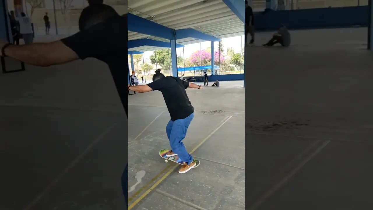 360 ° Kickflip