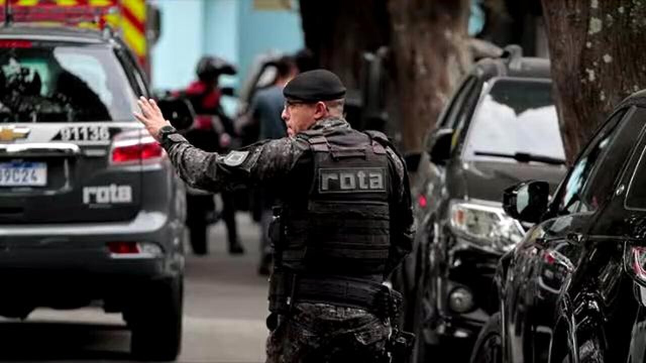 R90 - HOMEM REDPILL NAO DEVE GOSTAR DE FORÇAS ARMADAS E POLIC IA