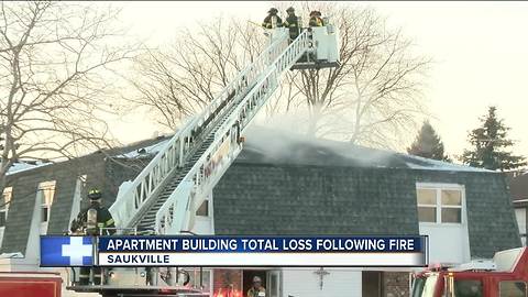 'Everything was on fire': Blaze rips through Saukville apartment complex